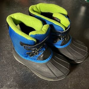 Snow Boots